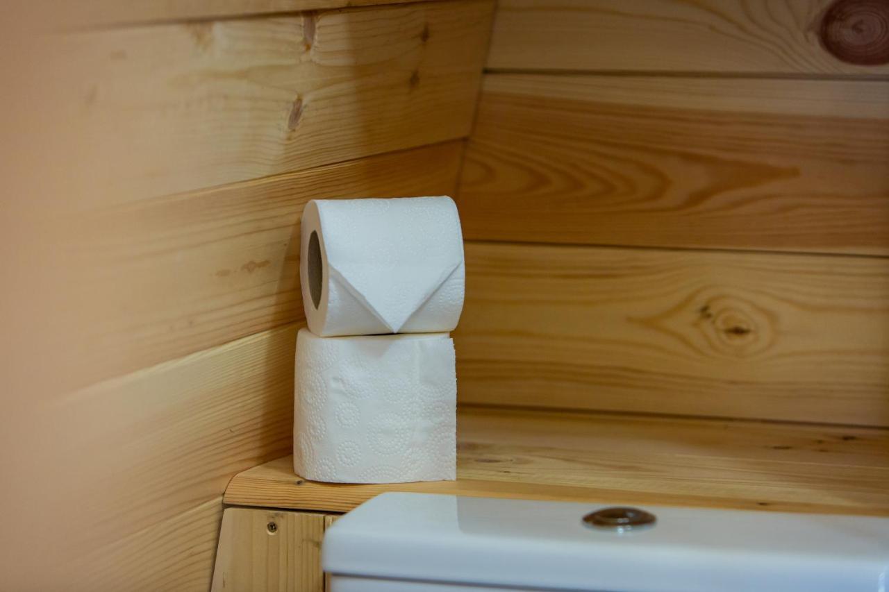 Hotel The Woolpack Glamping Maidstone Esterno foto